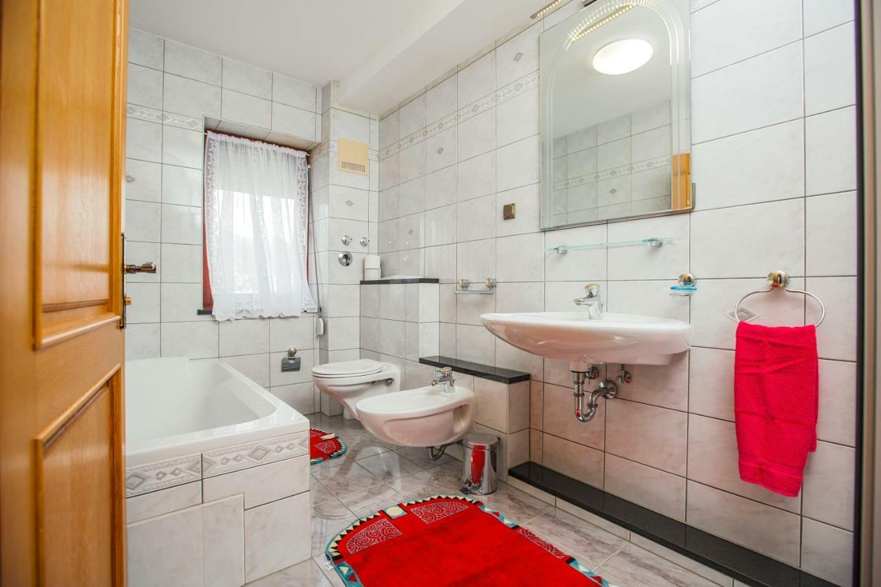 Apartments Dilber Сплит Экстерьер фото